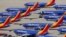 Archivo - Aviones Boeing 737 MAX 8, de Southwest Airlines, estacionados en el aeropuerto de Victorville, en Victorville, California.