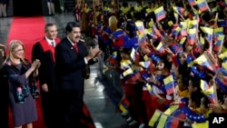 Nicolás Maduro jura ante Tribunal Supremo como presidente de Venezuela, su segundo periodo.