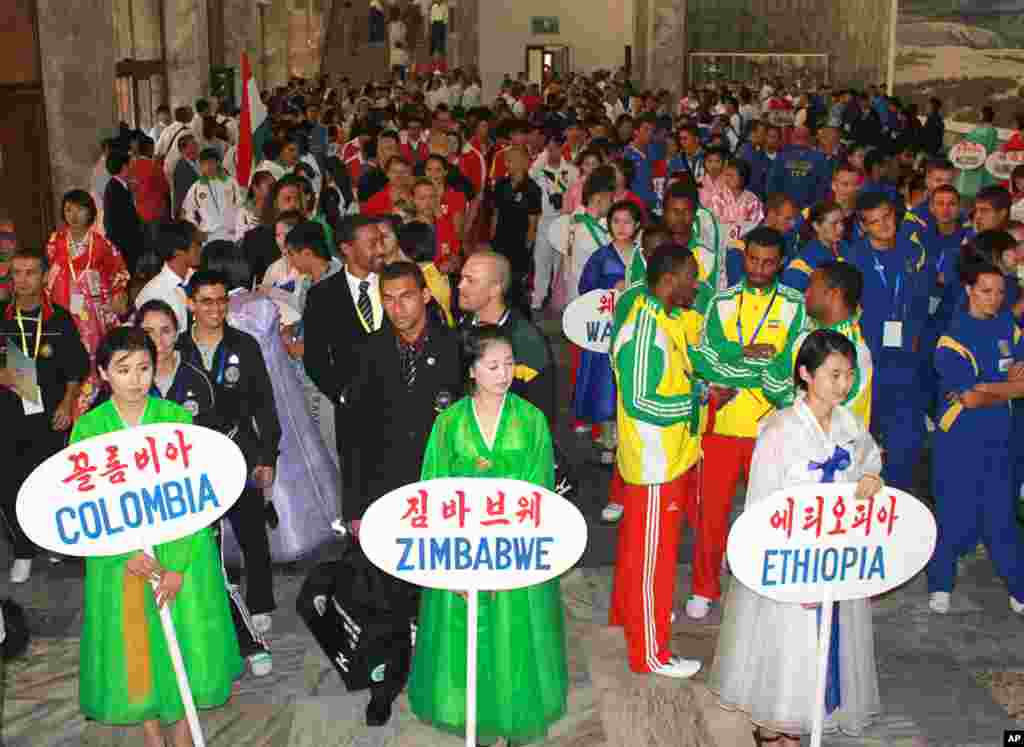 Athletes waiting for the opening ceremony of the Taekwon-Do championships. (Sungwon Baik/VOA)