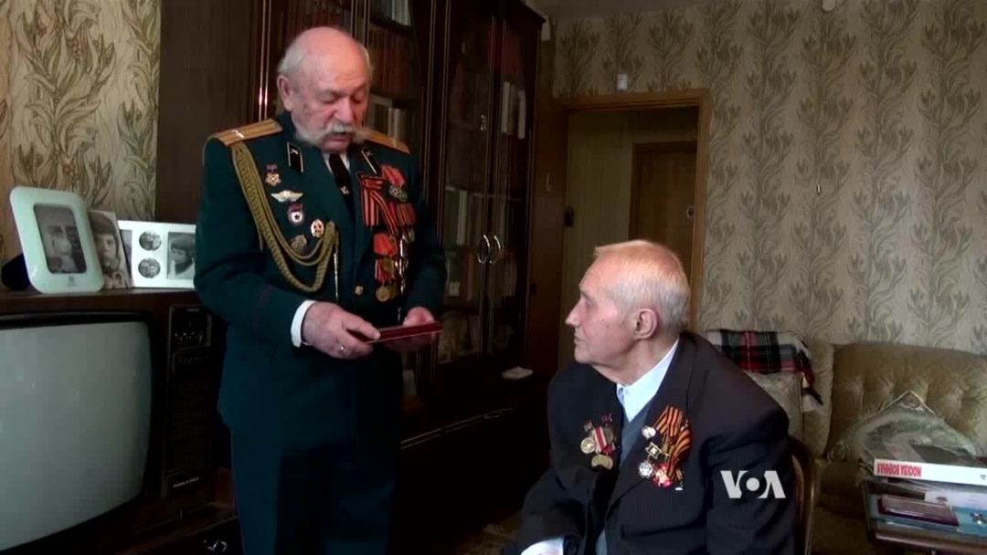 Russia’s ‘V-Day’ Glory Over Nazis Overshadowed by Ukraine