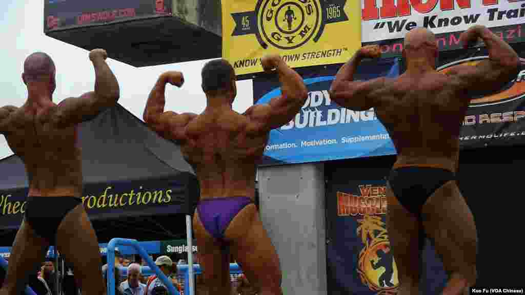 40岁组壮男 Muscle Beach