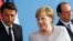 FILE - German Chancellor Angela Merkel (C), French President Francois Hollande (R) and Italian Prime Minister Matteo Renzi attend a news conference at the chancellery during discussions on the outcome of the Brexit in Berlin, Germany, June 27, 2016. 
