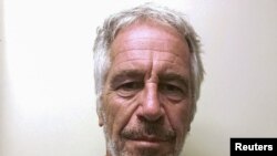 Jeffrey Epstein, de 66 años, se suicidó en la noche del viernes 9 de agosto de 2019, según reportaron medios estadounidenses.