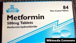 Researchers compared the survival of 61 ovarian cancer patients taking Metformin to that of 178 women with cancer who were not on the drug and found women taking the drug were nearly four times more likely to survive at least five more years.