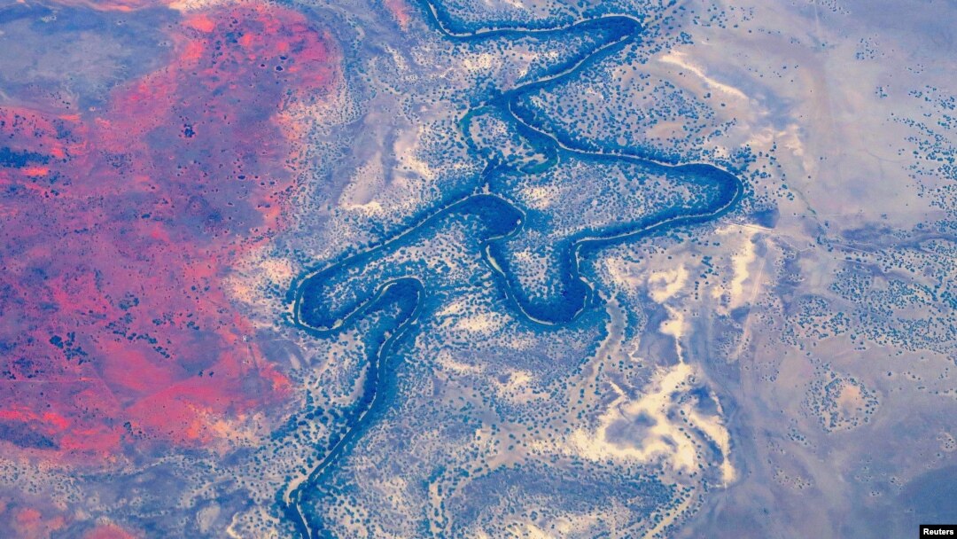 A homestead and roads can be seen near the Darling River in the Murray-Darling basin, Australia's largest catchment river system, located near the far western New South Wales town of Broken Hill, Feb. 12, 2017.