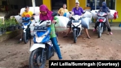 Ibu-ibu mitra Sumringah, produsen keset di Pringsewu, Lampung. (Foto: Ani Lailia/Sumringah)