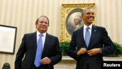 Presiden AS Barack Obama (kanan) menerima kunjungan PM Pakistan Nawaz Sharif di Gedung Putih hari Rabu (23/10). 