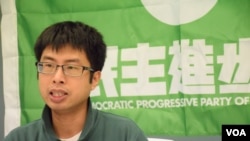 香港民進黨創黨臨時幹事會幹事長楊繼昌 (美國之音記者 湯惠芸拍攝)