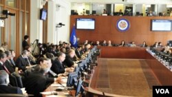 Los ministros de Relaciones Exteriores de los países miembros de la OEA se reunieron en Washington sin alcanzar ningún acuerdo.