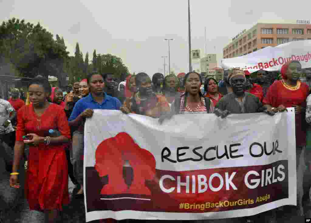 Women attend a demonstration calling on the government to rescue kidnapped schoolgirls, Abuja, Nigeria, April, 30. 2014.