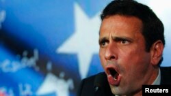 El candidato Capriles sigue su recorrido por todos los estados de Venezuela en la campaña presidencial.