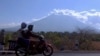 Fear of Eruption Prompts at Least 130,000 to Flee Bali Volcano