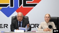 El presidente del Consejo Nacional Electoral (CNE) de Venezuela, Elvis Amoroso, anunció que fue revocada la invitación a una Misión de Observación Electoral de la Unión Europea. 
