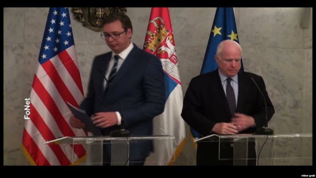 Džon Mekejn u Beogradu sa Vučićem