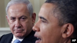 President Barack Obama (r) meets with Israeli Prime Minister Benjamin Netanyahu in the Oval Office of the White House, May 20, 2011