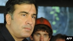 Qızılgül İnqilabının lideri Mixeil Saakaşvili inqilabla demokratik idarəçilik arasındakı fərqlərdən danışıb
