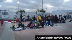 ​​Los migrantes hicieron la travesía a pie, sobre trenes de carga y en autobús durante el último mes. Y muchos de ellos dijeron que temían por sus vidas en sus países de origen.