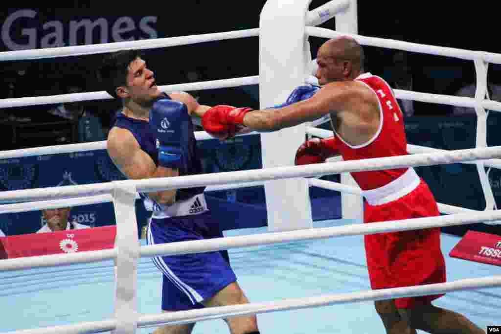 Kişilər arasında boks (Bakı Kristal Zalı)