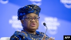 ARCHIVO - La Directora General de la Organización Mundial del Comercio (OMC), Ngozi Okonjo-Iweala, durante la reunión anual del Foro Económico Mundial (FEM) en Davos el 21 de enero de 2025.