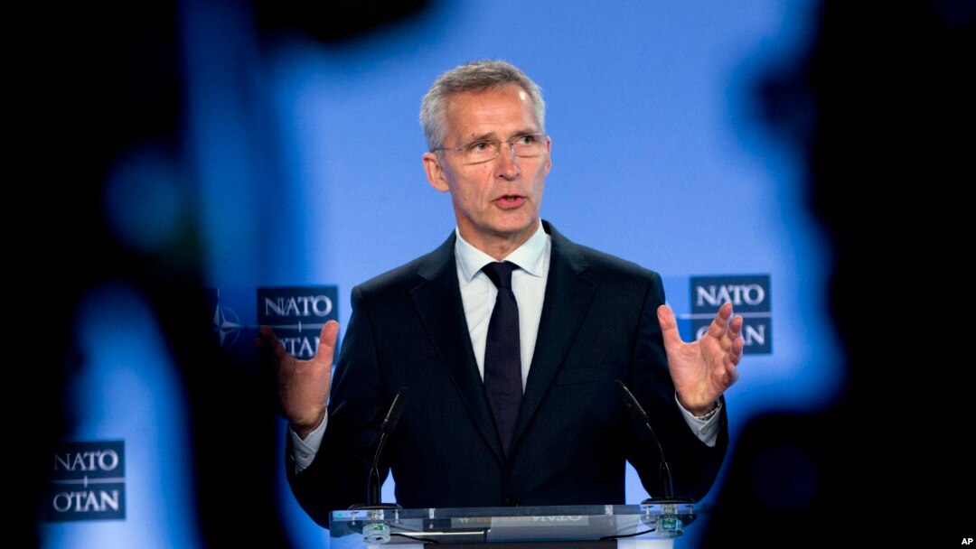 Sekjen NATO Jens Stoltenberg memberikan keterangan kepada media di markas besar NATO di Brussels, 5 Juli 2019.