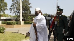 Shugaban Gambia Yahya Jammeh a taron ECOWAS a Abuja, Disamba 16, 2015.