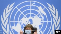 La Alta Comisionada de las Naciones Unidas para los Derechos Humanos, Michelle Bachelet, asiste a una conferencia de prensa el 9 de diciembre de 2020 en Ginebra.