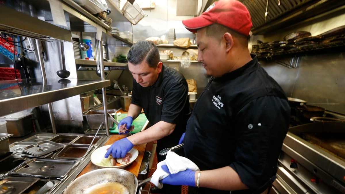 US Family-Owned Restaurants Face Possible Ruin Due to Coronavirus Fears