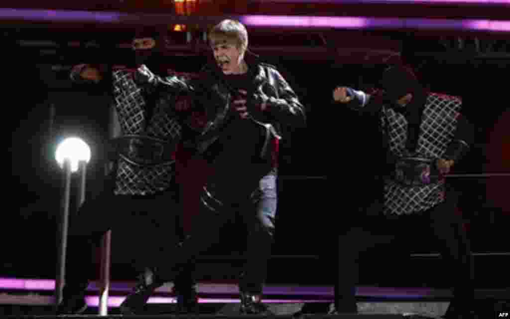 Nastup Džastina Bibera na 53. dodeli nagrada Gremi