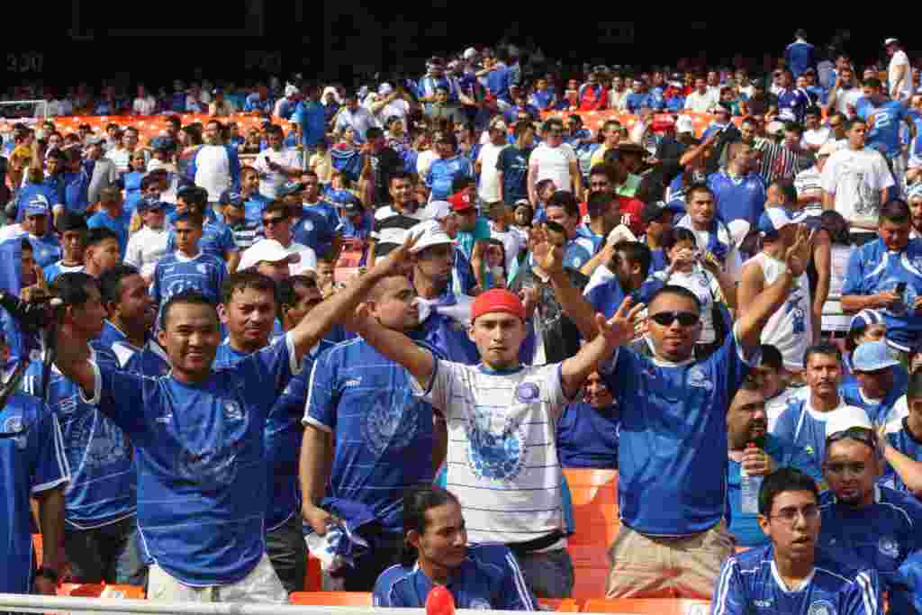 Fiesta venezolana salvadoreña