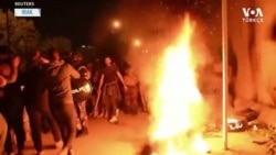 Irak'ta Göstericiler İran Konsolosluğu’na Saldırdı