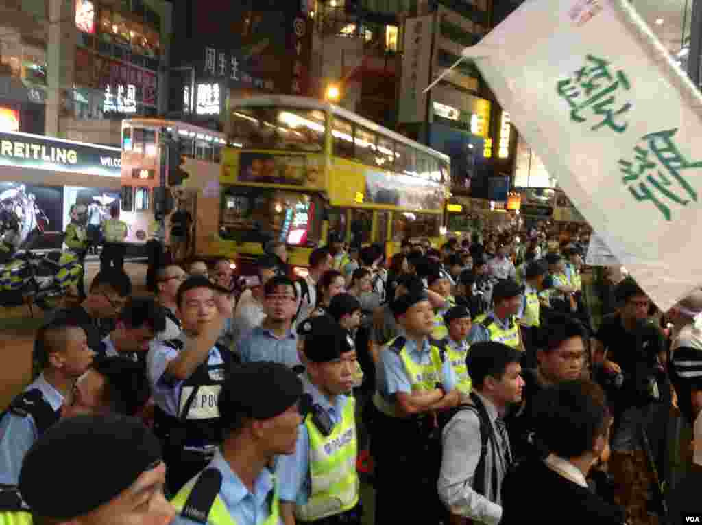 香港纪念六四现场实拍 (美国之音海彦拍摄)