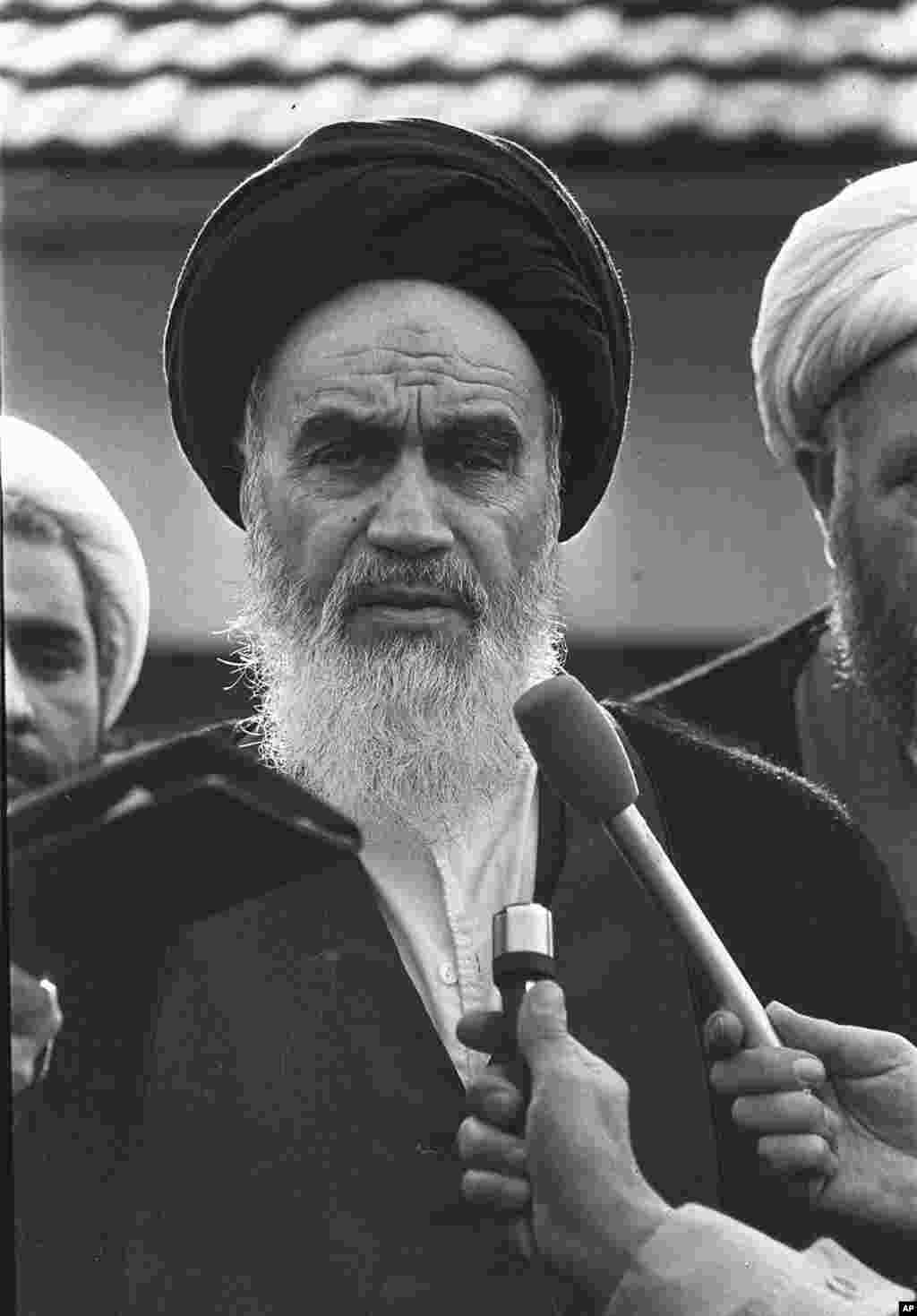 کنفرانس خبری آیت الله خمینی – تهران، ۱۶ بهمن ۱۳۵۷
