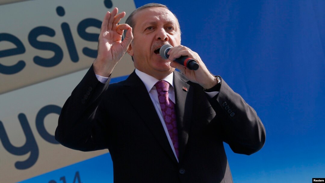 Presiden Turki Tayyip Erdogan mengajukan tuntutan terhadap koalisi lawan ISIS, sebelum mengijinkan penggunaan pangkalan militernya (foto: dok).
