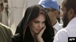 Ancelina Joli Türkiyədə Suriya qaçqınlarının vəziyyəti ilə tanış olacaq