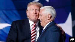 Sabon shugaban Amurka Donald Trump da Mataimakinsa Mike Pence