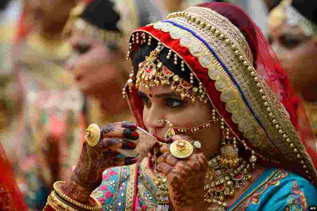 شادی کی تقریب کو سادہ رکھنے کے لیے سب چائے پیش کی گئی تھی۔
