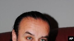 فه‌رزین که‌رباسی: ئوپوزسیونی کورد له‌ بارێکی چاوه‌ڕوانیدان و دوور له‌ کۆمه‌ڵگاکه‌یان