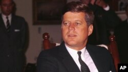 Algunos de los programas se centran en las interrogantes que aún están por despejar sobre el magnicidio de John F. Kennedy.