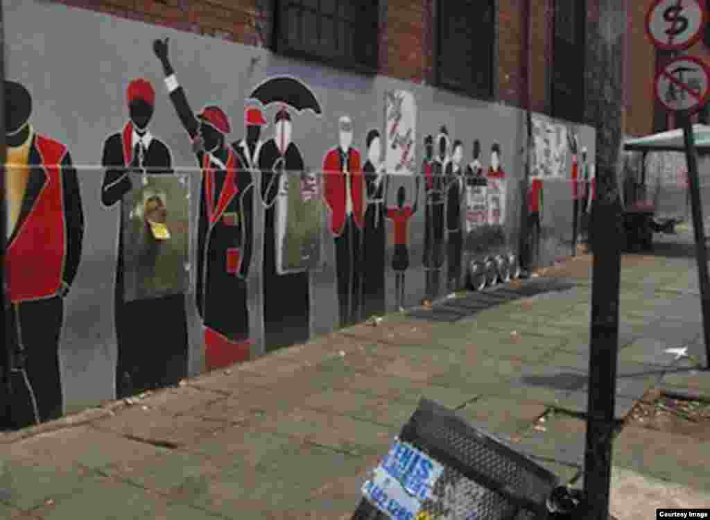 Radebe paints murals, such as this one at the Noord Street taxi rank in central Johannesburg (S. Radebe)