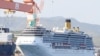 Kapal Pesiar Costa Atlantica berlabuh di pelabuhan Nagasaki, Jepang, 22 April 2020. 