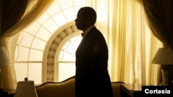 Forest Whitaker interpreta a Cecil Gaines, un mayordomo que sirvió a ocho presidentes en la Casa Blanca, durante una época marcada por los movimientos de derechos civiles y la Guerra de Vietnam. [Foto: The Weinstein Company]