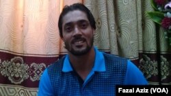 انورعلي وايي د شپې مې په شخصي کارخانه کې مزدوري کړې او ورځې به مې کرکټ کولو .