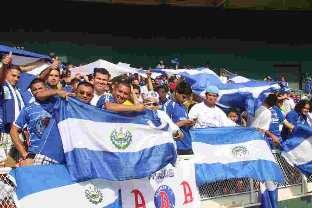 Fiesta venezolana salvadoreña