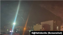 خودروی نظامی مجهز به تیربار در آریاشهر تهران - پنجشنبه، ۱۸ دی