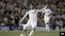 LA Galaxy's David Beckham to play on loan for the Premier League club, (File)