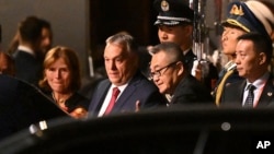 匈牙利总理欧尔班在北京出席 “一带一路”国际合作高峰论坛前抵达北京机场。（资料照片，2023年10月15日）