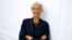 IMF Başkanı Christine Lagarde Paris'te gazetecilere istifa etmeyeceğini açıklarken