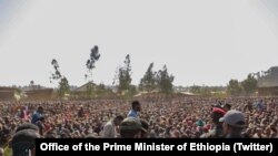 ቀ/ሚ ኣብይ ኣሕመድ ተመዛበልቲ ጌድኦ በጺሖም፡ መስርሕ ሓገዝ ዝተሰናኸለ ብሰንኪ ጸጥታ’ዩ እውን ኢሎም