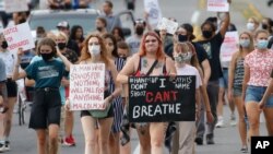 미국 유타주 솔트레이크 시내에서 25일 조지 플로이드 사망 항의 시위가 열렸다. 