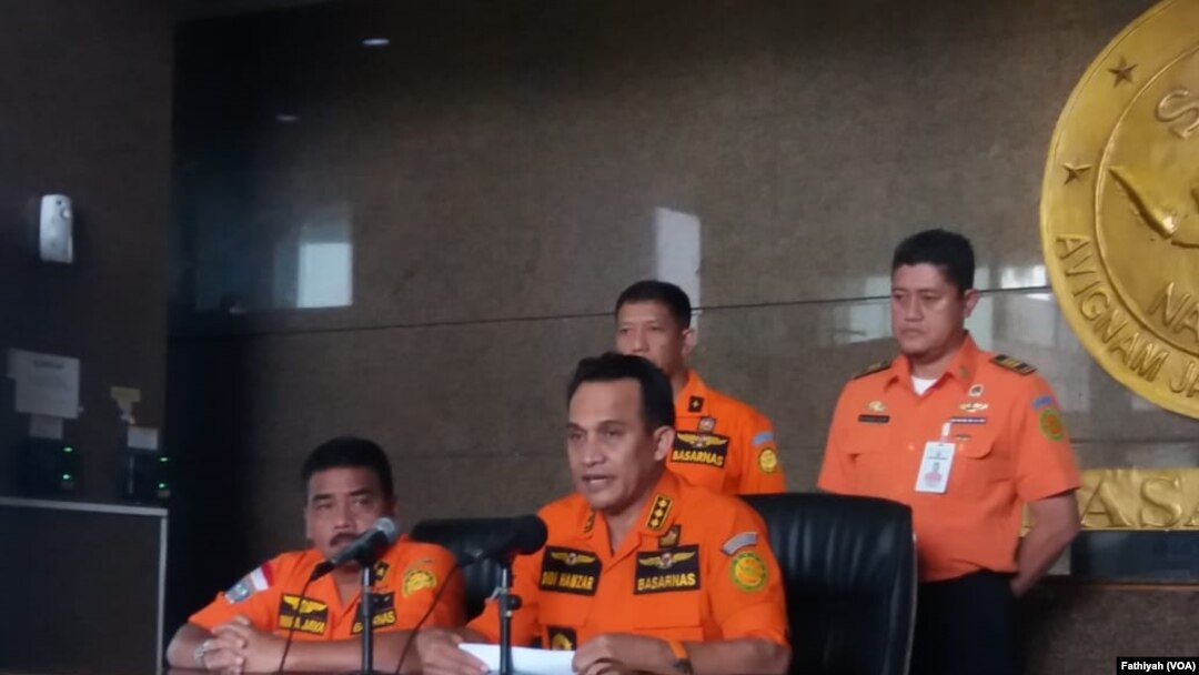 Direktur kesiapsiagaan Basarnas Didi Hamzar dalam jumpa pers di kantornya, Rabu, 31 Oktober 2018. (Foto: VOA/Fathiyah Wardah)